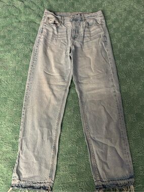 American Eagle Straight Leg Jeans
